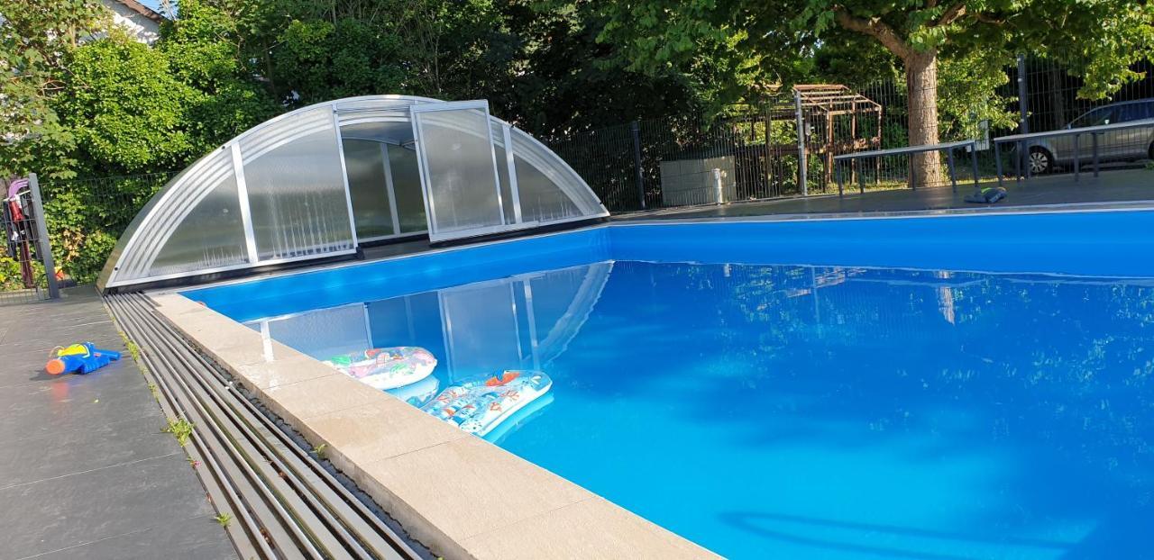 Fafa Home With Pool Essen Exterior foto